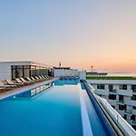 Side Heaven In Infinity - Parking Appartement