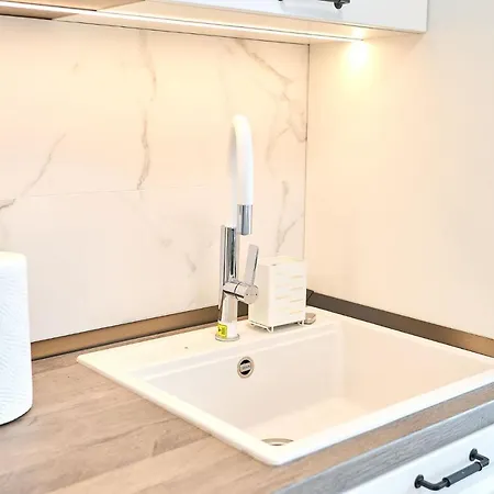 Side Heaven In Infinity - Parking Apartment Mamaia