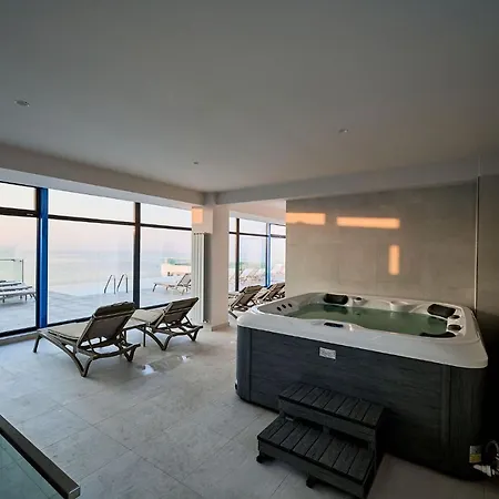 Side Heaven In Infinity - Parking מאמאיה